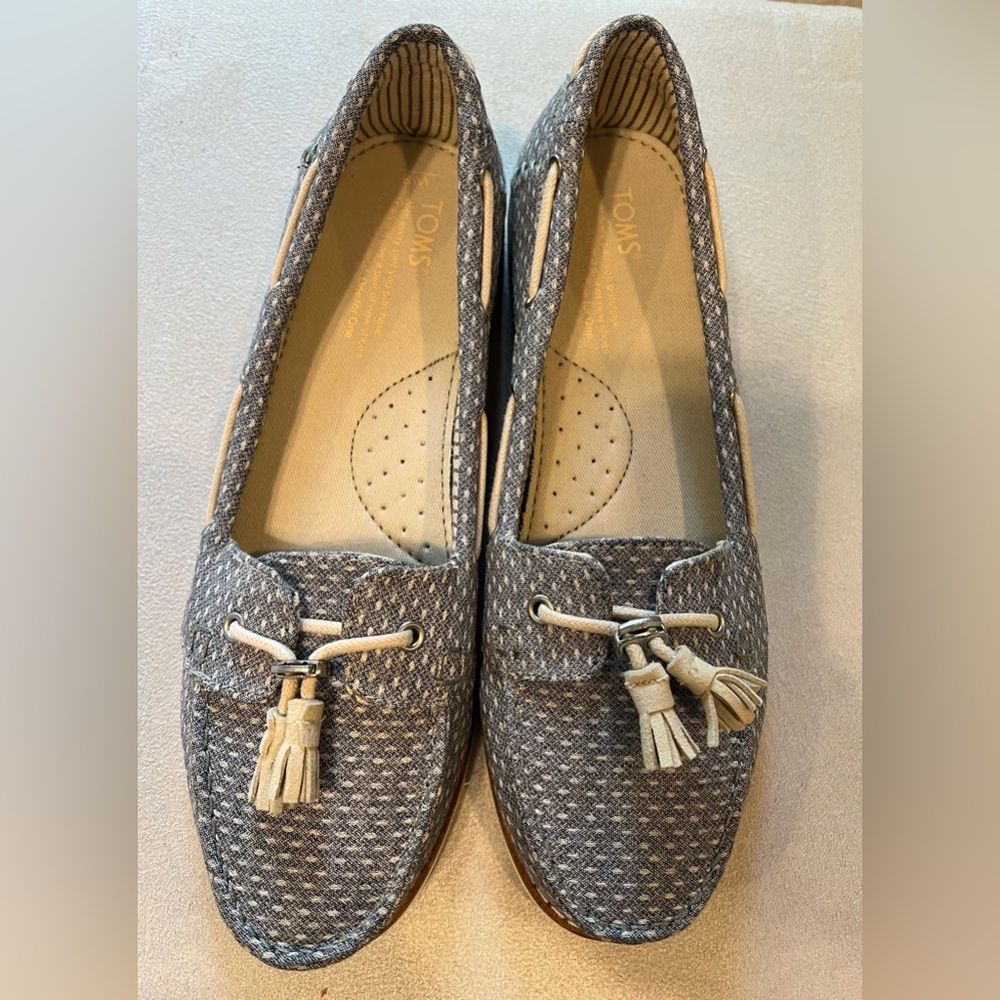 New Tom’s Quincy Chambray Dot Canvas Docksider Shoe Women’s size 8